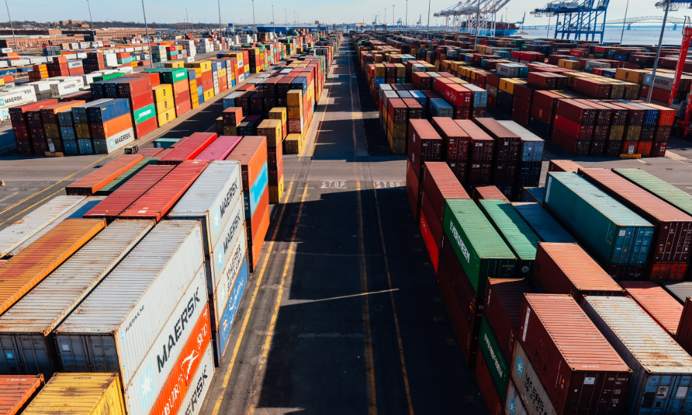 What Role Does Technology Play in Modern Logistics Networks?